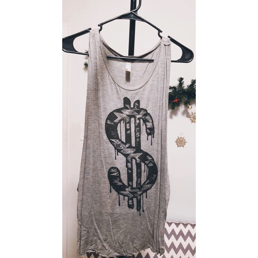 Grey tank top